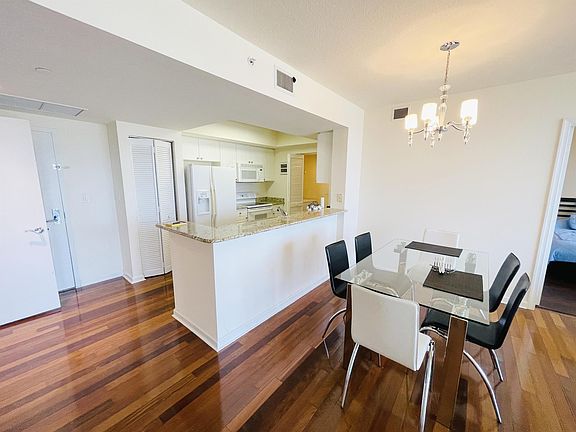 2nd image of 19501 W Country Club Dr #1107-1107-