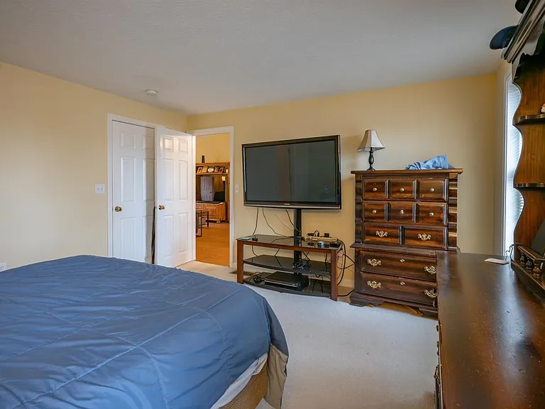 4 Myopia Ln — Photo 19