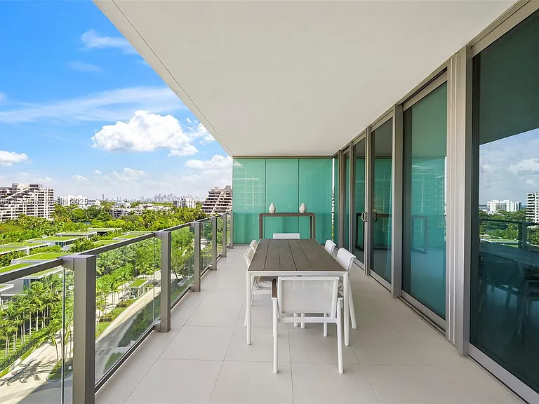 360 Ocean Dr #905S — Photo 25
