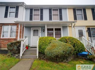 48 Dayna Ct UNIT 48, Perth Amboy, NJ 08861
