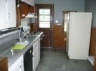 120 S 3rd St, Colwich, KS 67030