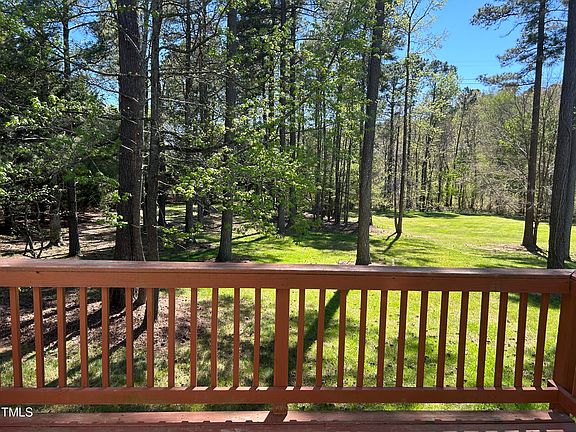 5th image of 3303 Meadowrun Dr