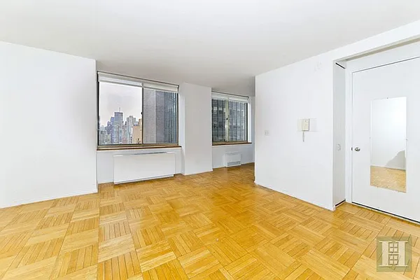 Rented by Halstead Real Estate | media 6
