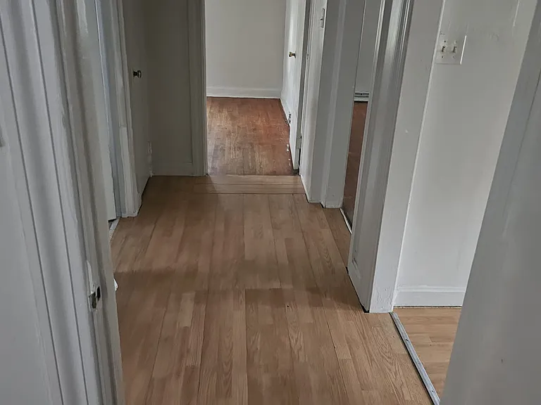 1507 Darden St — Photo 6