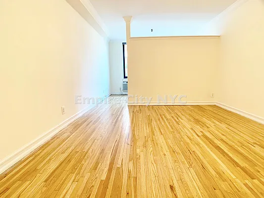 Rented by Empire City NYC Realty | media 7