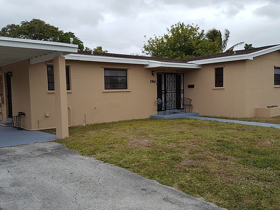 4th image of 1961 NW 187th St