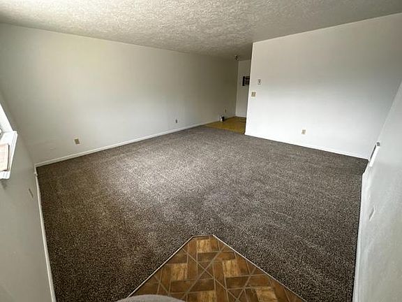3rd image of 3724 Billings Dr #5