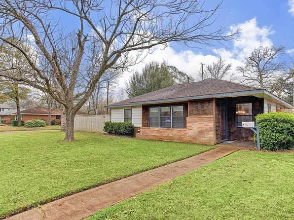 2203 Saxon Dr, Houston, TX 77018