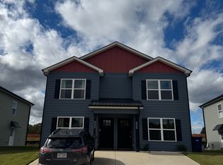 2741 34th Street Pl NE #B, Hickory, NC 28601