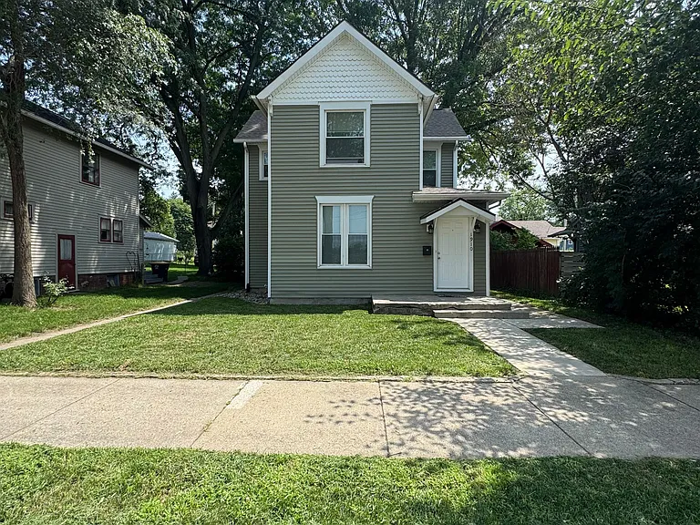 Studio, 1.0 bath, 494 sqft, $650 — Photo 2