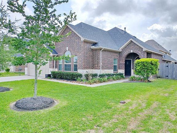 3rd image of 1536 Nacogdoches Valley Dr