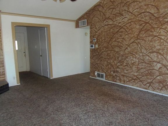 5th image of 3128 Magill St