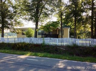 2801 Streets Ferry Rd, Vanceboro, NC 28586