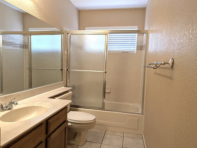 7825 Cherry River Dr — Photo 31