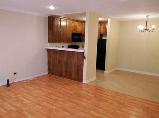 13747 Vanowen St APT 104, Van Nuys, CA 91405