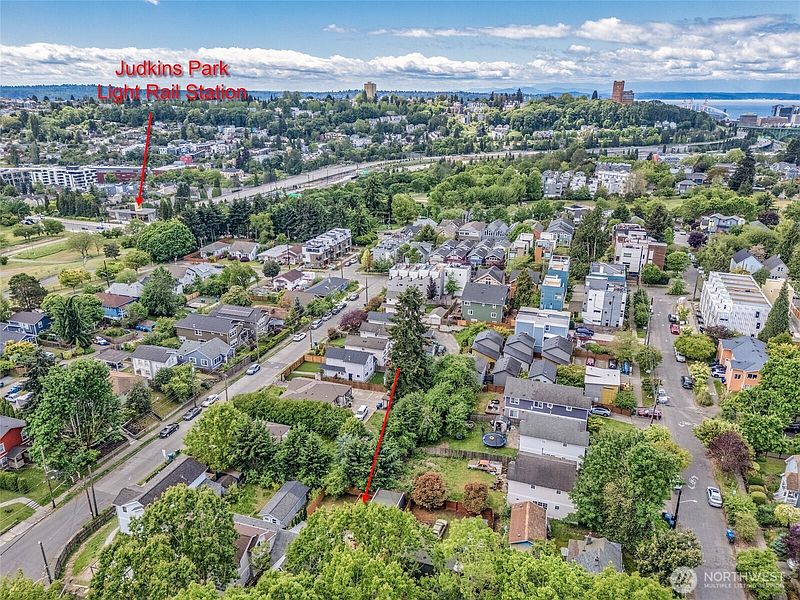 2nd image of 1113 26th Avenue S