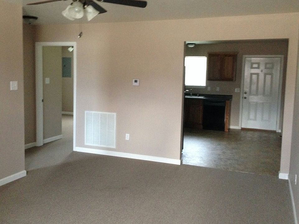 2nd image of 134 Levi Cooley Rd
