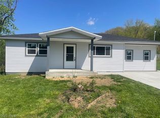 47 Dixie Ln, Parkersburg, WV 26104