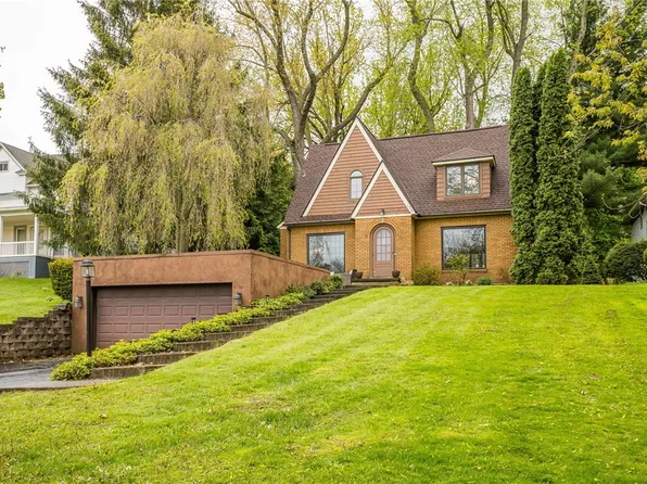 135 Maplewood Ave, Spencerport, NY 14559