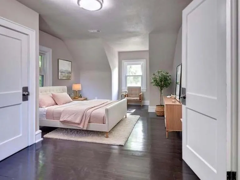 255 Lasalle Ave — Photo 4
