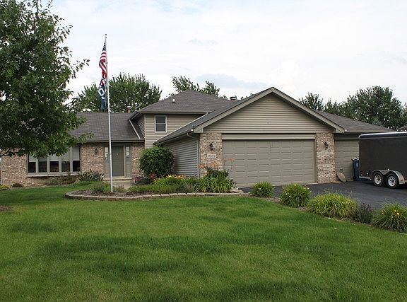 2nd image of 7833 W Wheatfield Dr