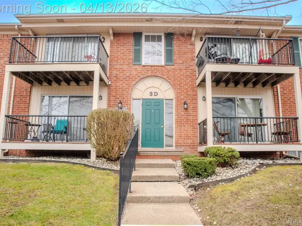 12025 Ina Dr #98, Sterling Heights, MI 48312