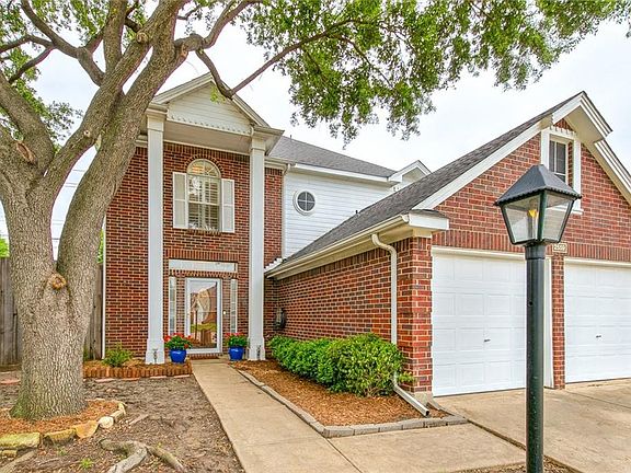 3rd image of 2559 Melissa Ct