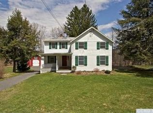 39 Old Queechy Rd, Canaan, NY 12029