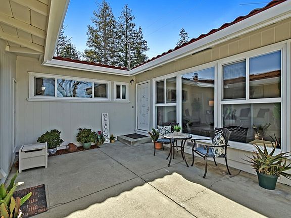 5th image of 888 Ponderosa Ave