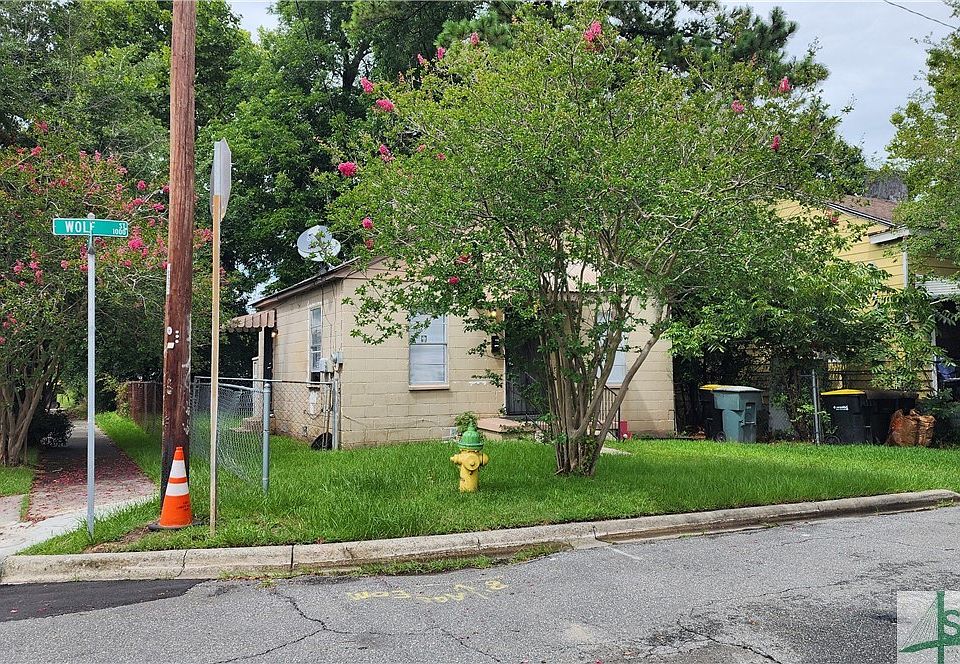 2nd image of 1002 Wolf Street