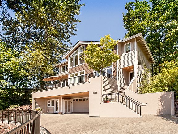 2nd image of 4010 Lake Washington Blvd SE #A