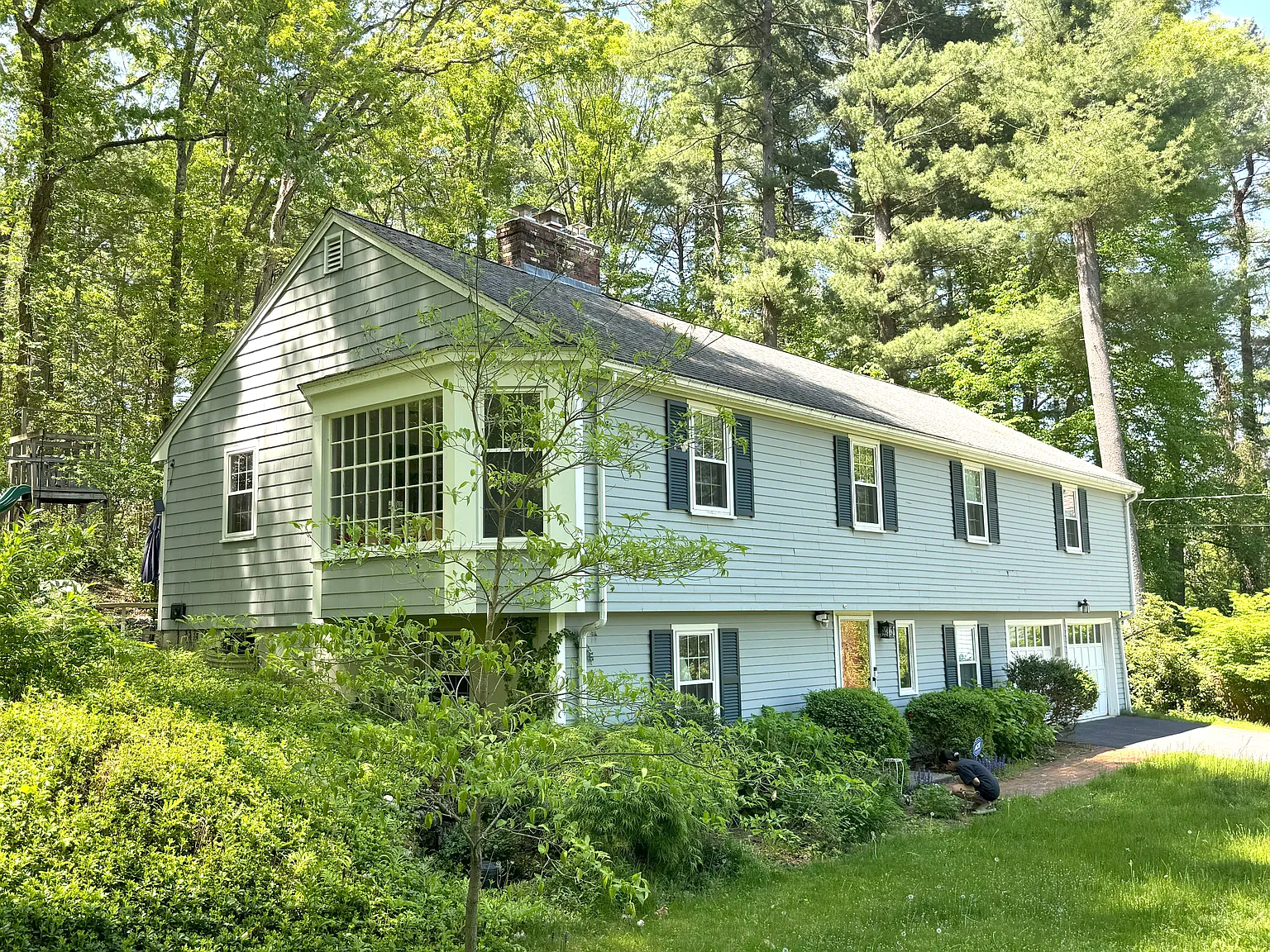 3 bed, 2400 sqft, $5,050 — Photo 1