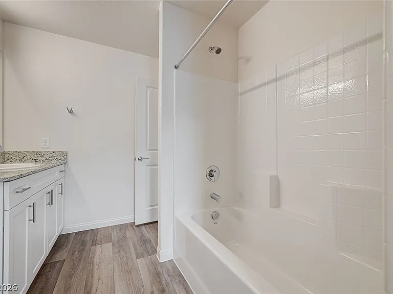 3026 Baltic Green St — Photo 11