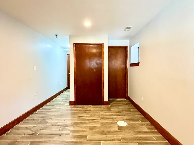 916 Whitelock St #100 — Photo 19