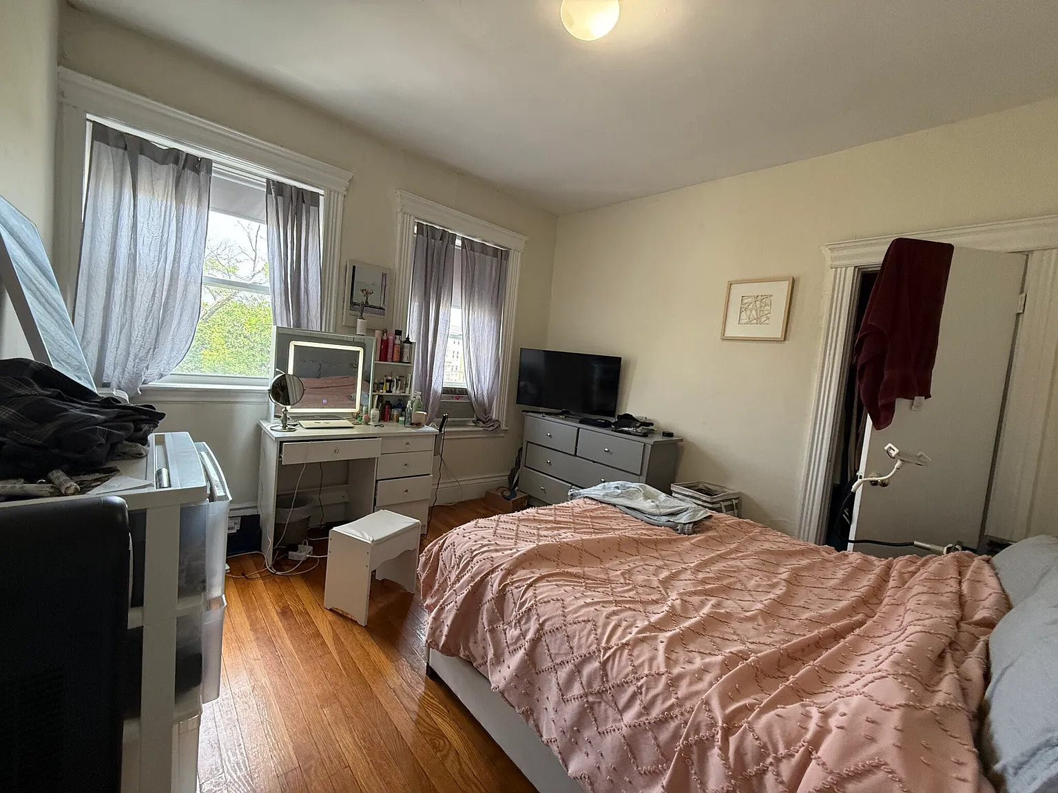 2 bed, $2,575 — Photo 4