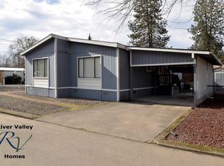 20 Brophy Way UNIT 1, Shady Cove, OR 97539