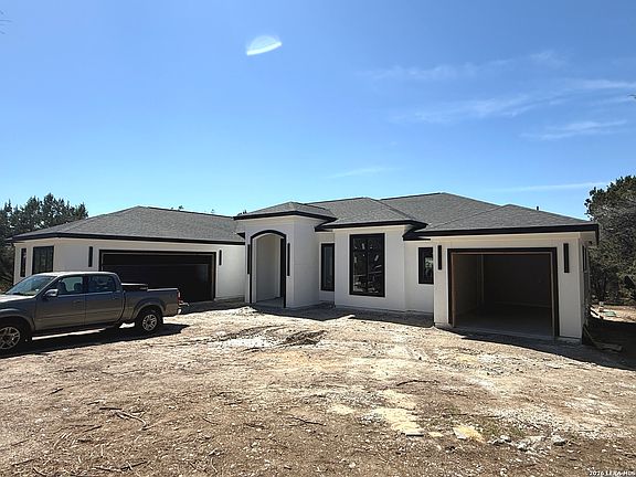 2nd image of 189 Mustang Lane