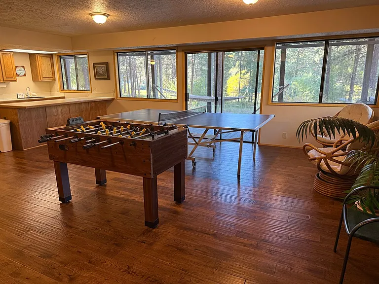 17066 Cooper Dr — Photo 40