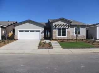 767 Sunset Dr S, Madera, CA 93636