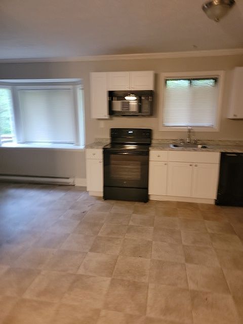 2nd image of 2570 W Cherokee Trl