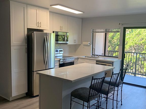4th image of 7838 Cowles Mountain Ct Unit C36