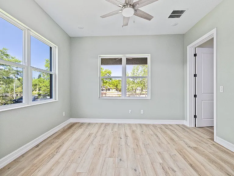 3208 N Rome Ave — Photo 13