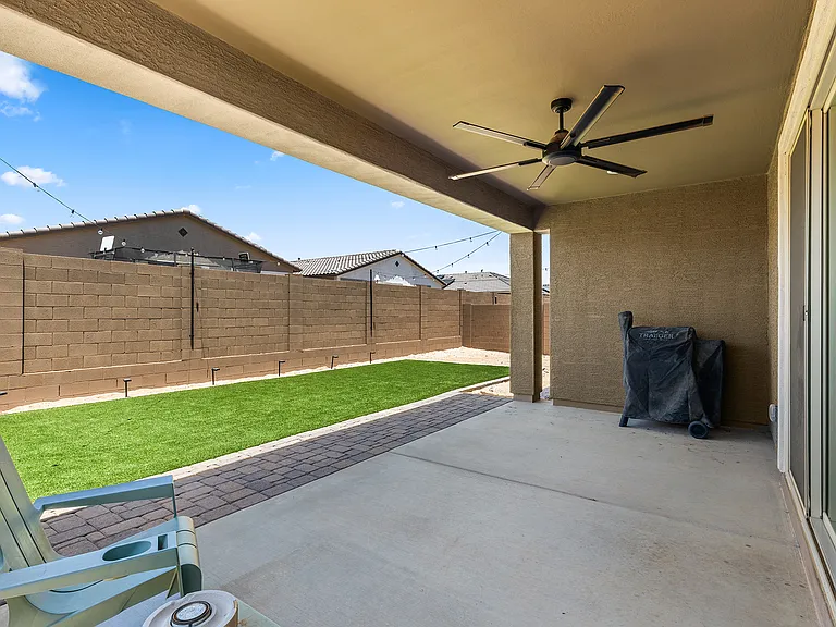 17770 W Running Deer Trl — Photo 30