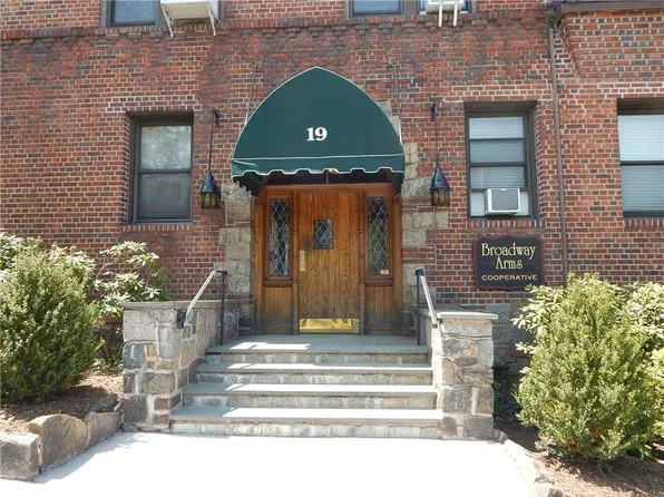 19 S Broadway #5E, Tarrytown, NY 10591