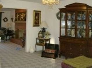 1 Fenview Ct, Bolingbrook, IL 60440