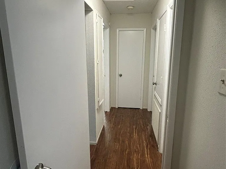 12310 Jaguar Dr — Photo 9