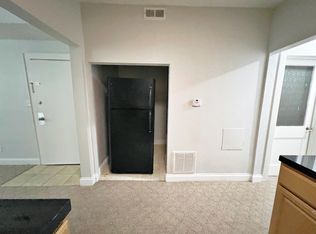 928 11th St #1, Huntington, WV 25701