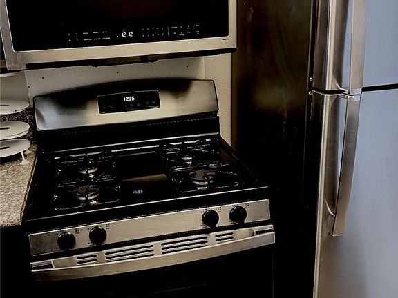 5th image of 6928 Appleton Dr APT 1