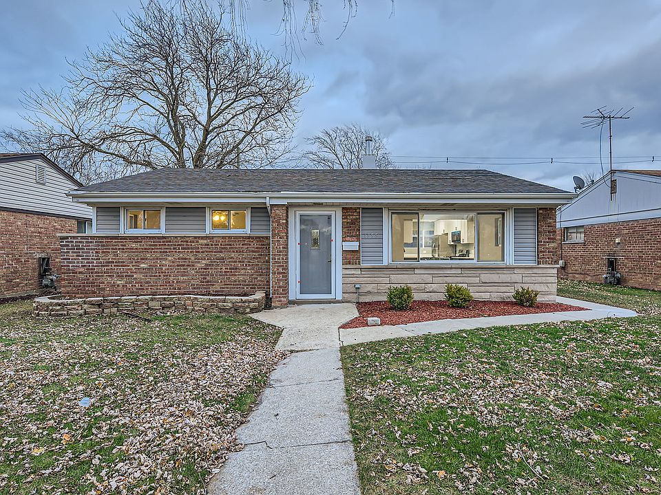 1st image of 1355 Burnham Ave