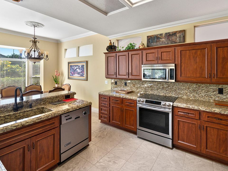 1st image of 78301 Desert Willow Dr